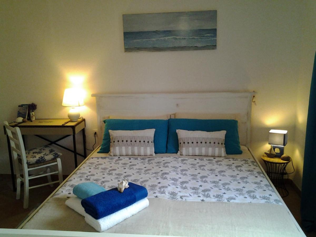 Frina Di Mari B&B San Teodoro  Dış mekan fotoğraf